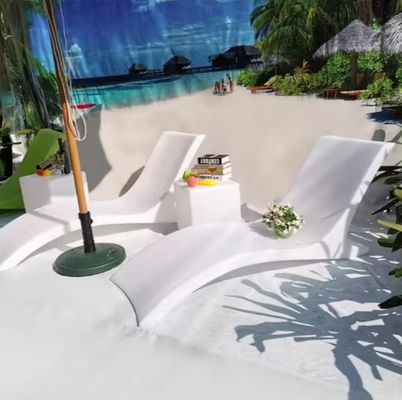 Un buen precio. OEM Moldeado por rotación Muebles para exteriores sillas de piscina mesa lateral para jardín en línea