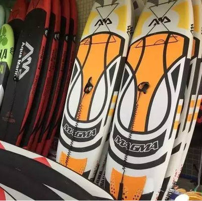 Un bon prix. Équipement de divertissement aquatique OEM - planche à toboggan en plastique, planche à pagaie en plastique en ligne