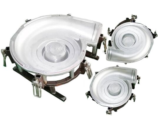 Un bon prix. Processus de rotation Produits en plastique OEM Moule rotatif en ligne